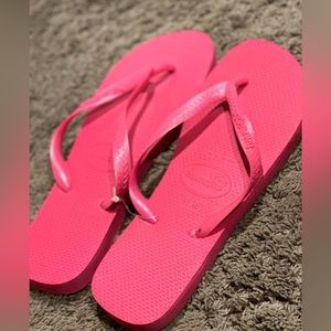 NEW pink Havaianas Sz 12 BRA 45-46